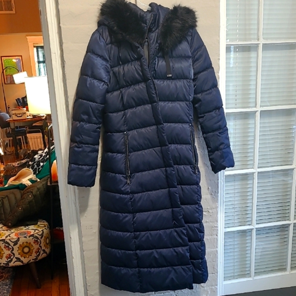Tahari Blue Mid-Length Puffer Jacket with Hood